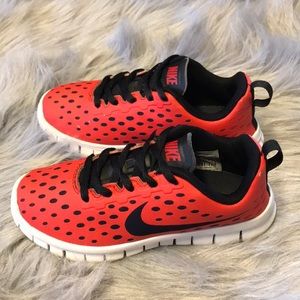 Boys Nike size 12C running 🏃 shoes.